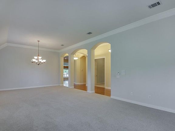 5th image of 9309 Malibu Ct