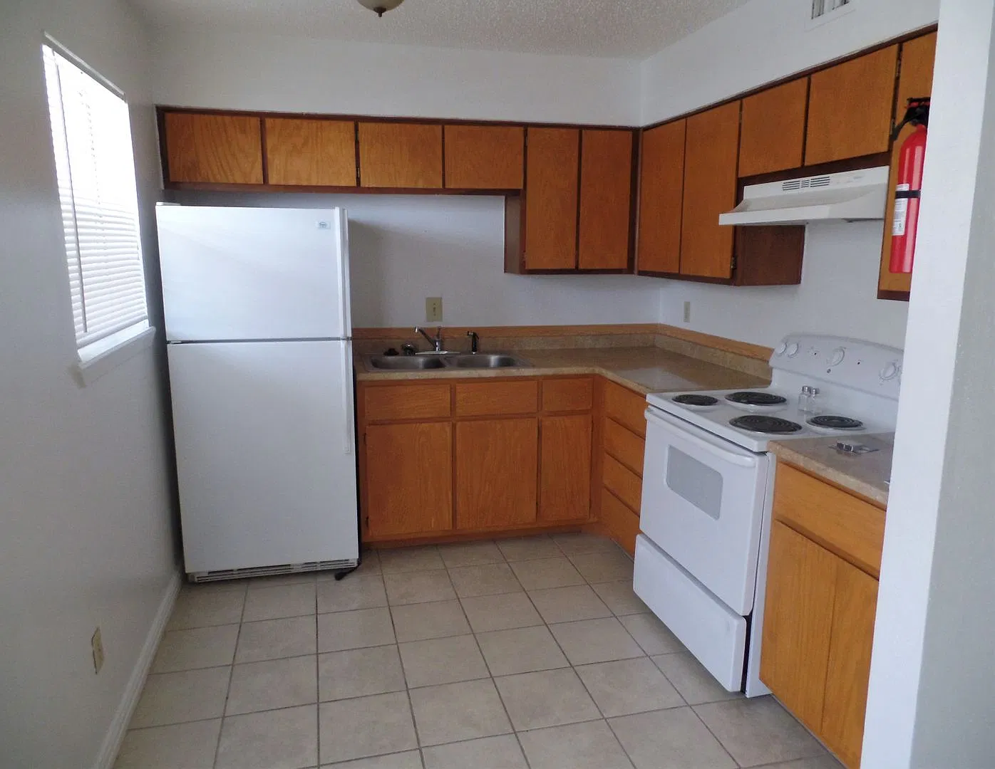 3107 Atkinson Ave — Photo 4