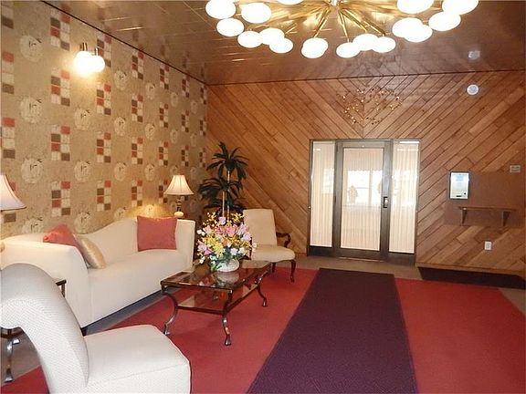 2nd image of 3 Alta Vita Dr