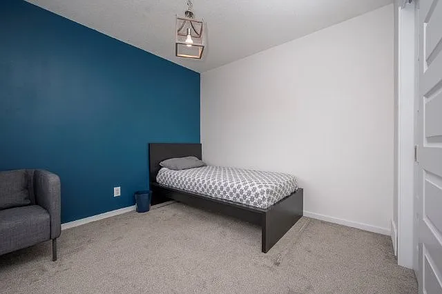 368 Yorkville Ave SW — Photo 14