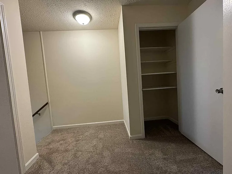 1730 Oshea St #2 — Photo 35