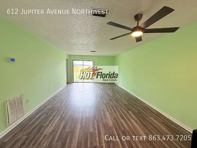 612 Jupiter Ave NW — Photo 5