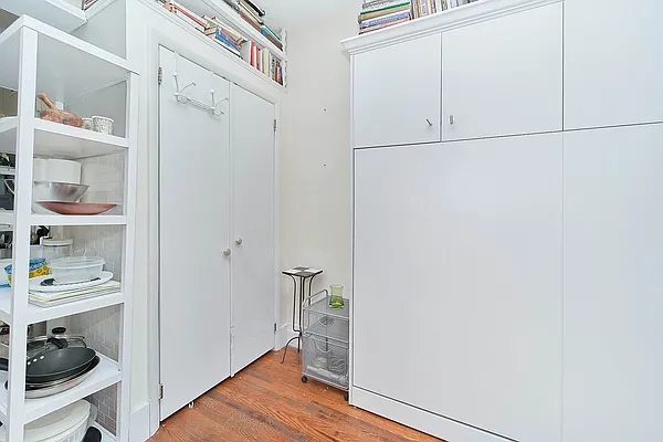 Rented by Compass | media 11