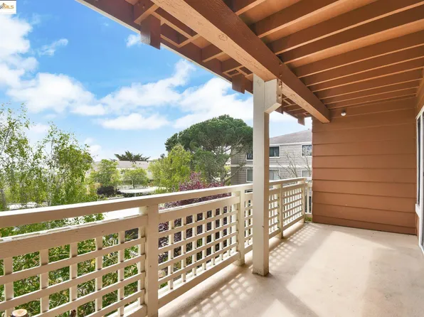 805 Red Leaf Ct, San Francisco, CA 94134