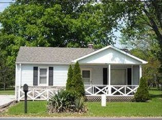 4910 Willow Rd, Zionsville, IN 46077