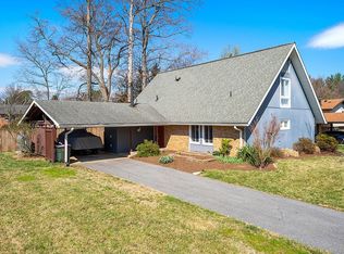 18704 Heritage Hills Dr, Brookeville, MD 20833