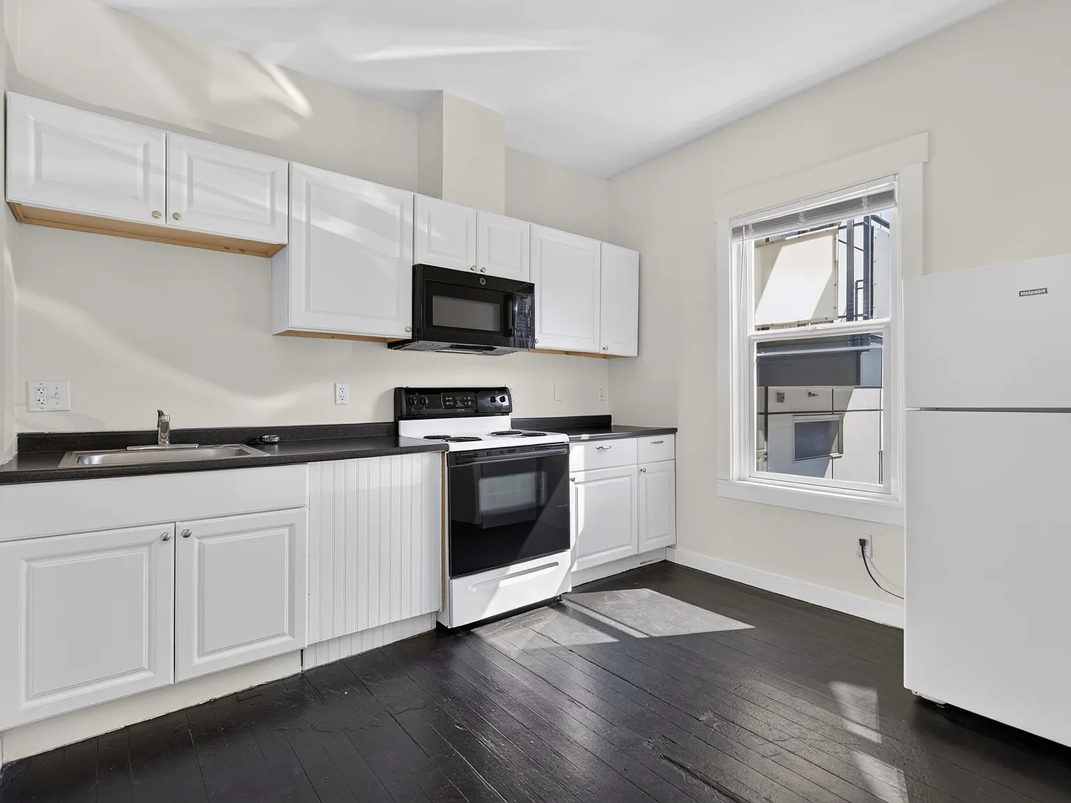 Fairmont Cherry Hill — Photo 2