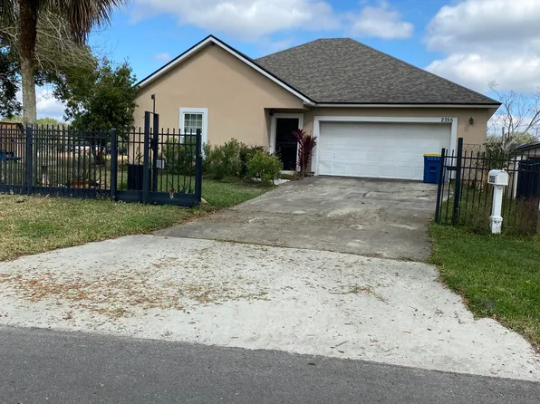 2355 RIBAULT SCENIC Drive, Jacksonville, FL 32208