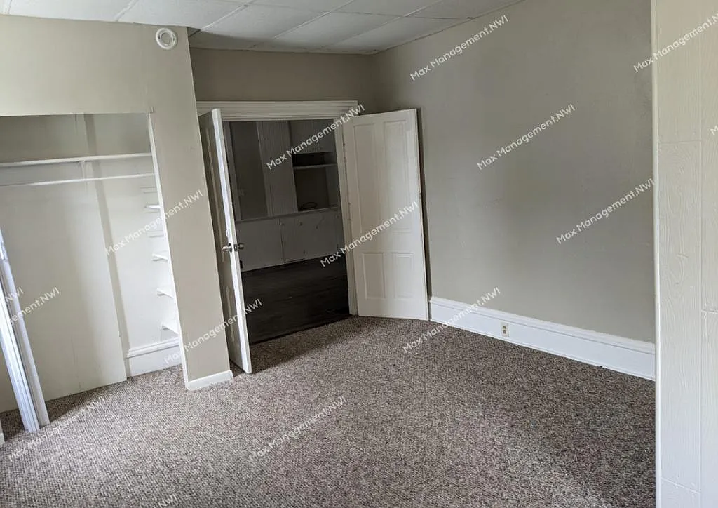 7321 Madison St — Photo 4