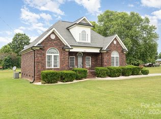 106 Edgewood Dr, Locust, NC 28097