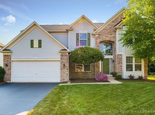 25031 W Prairie Grove Dr, Plainfield, IL 60585