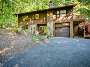 3905 Ridgeline Dr, Kingsport, TN 37664