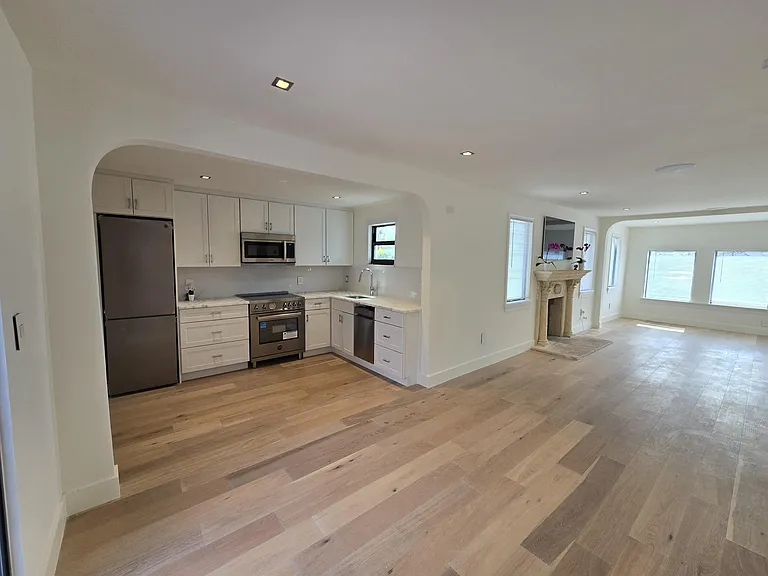 3809 S Olive Ave — Photo 5