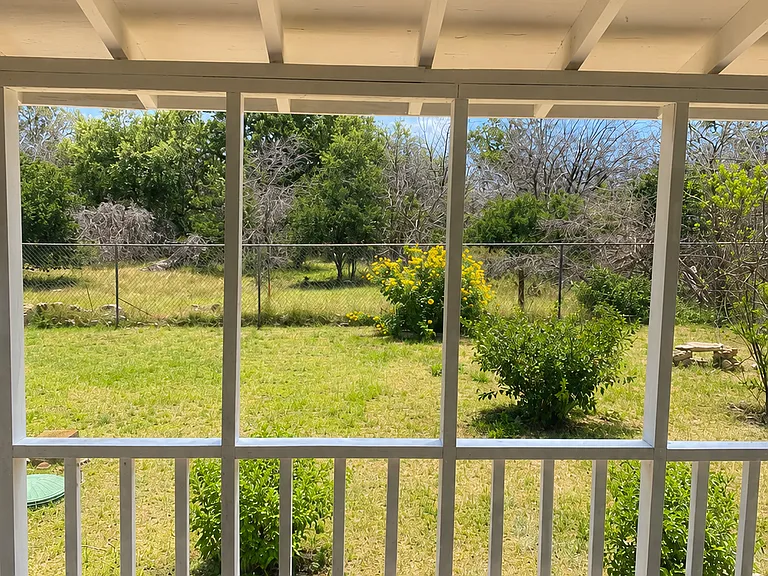 712 Fawn Dr — Photo 16