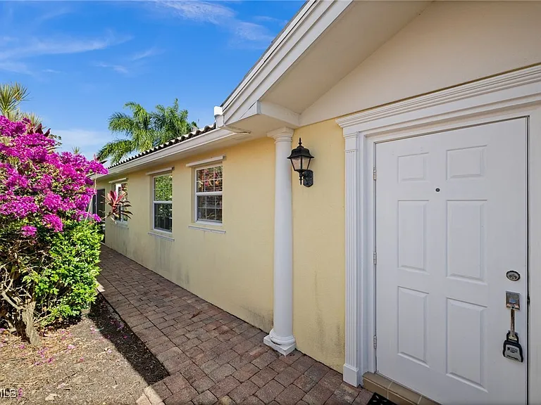7759 Ionio Ct — Photo 9