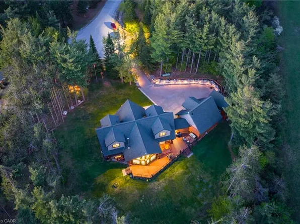 11 Nevis Ridge Dr, Oro Medonte, ON L0L 1T0