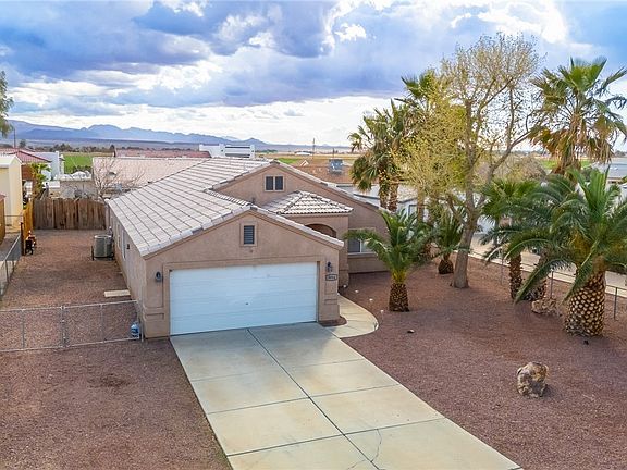 4th image of 8054 S Aspen Drive