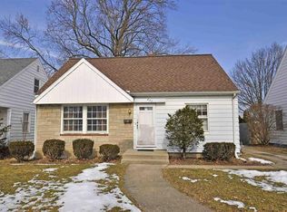 605 E Woodside St, South Bend, IN 46614