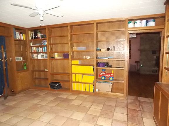4th image of 740 E 510th Ave