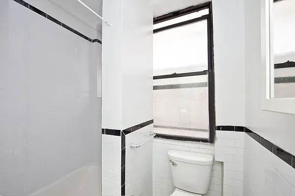 Rented by Zumper Inc | media 43