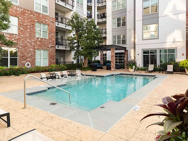 Parkside Apartments — Photo 14