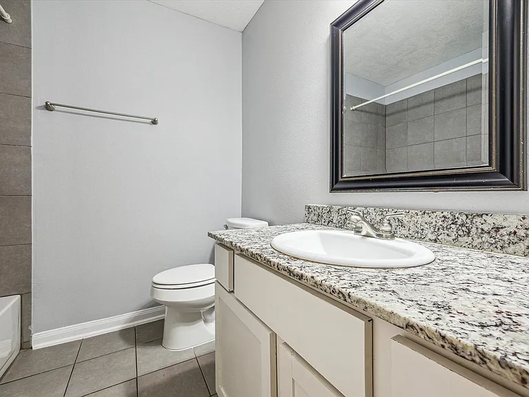 835 Heights — Photo 22