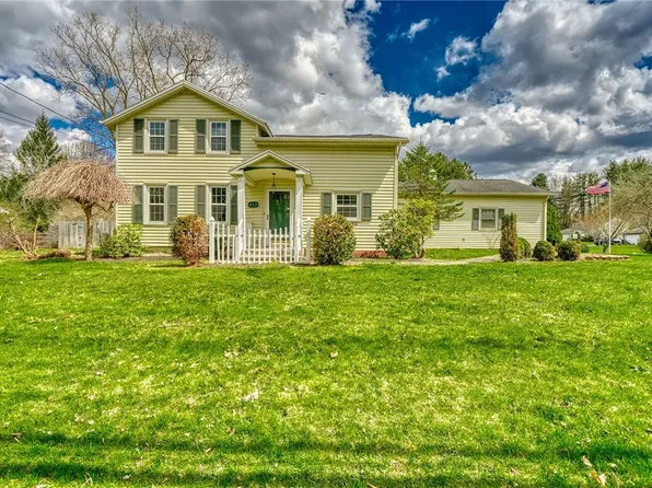 452 Jefferson Ave, Fairport, NY 14450