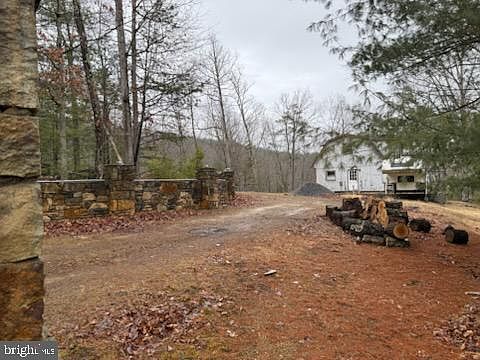 3rd image of 183 Wilson Rd