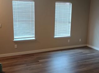 203 Weber Rd, Summerville, SC 29483