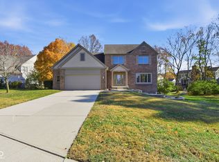 9735 Logan Ln, Fishers, IN 46037