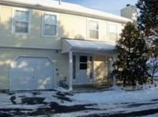 1232 Clematis Dr, Streamwood, IL
