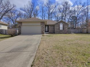 1334 S 20th Ave, Ozark, MO 65721