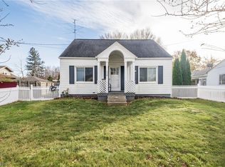 116 Woodland St SW, Hartville, OH 44632