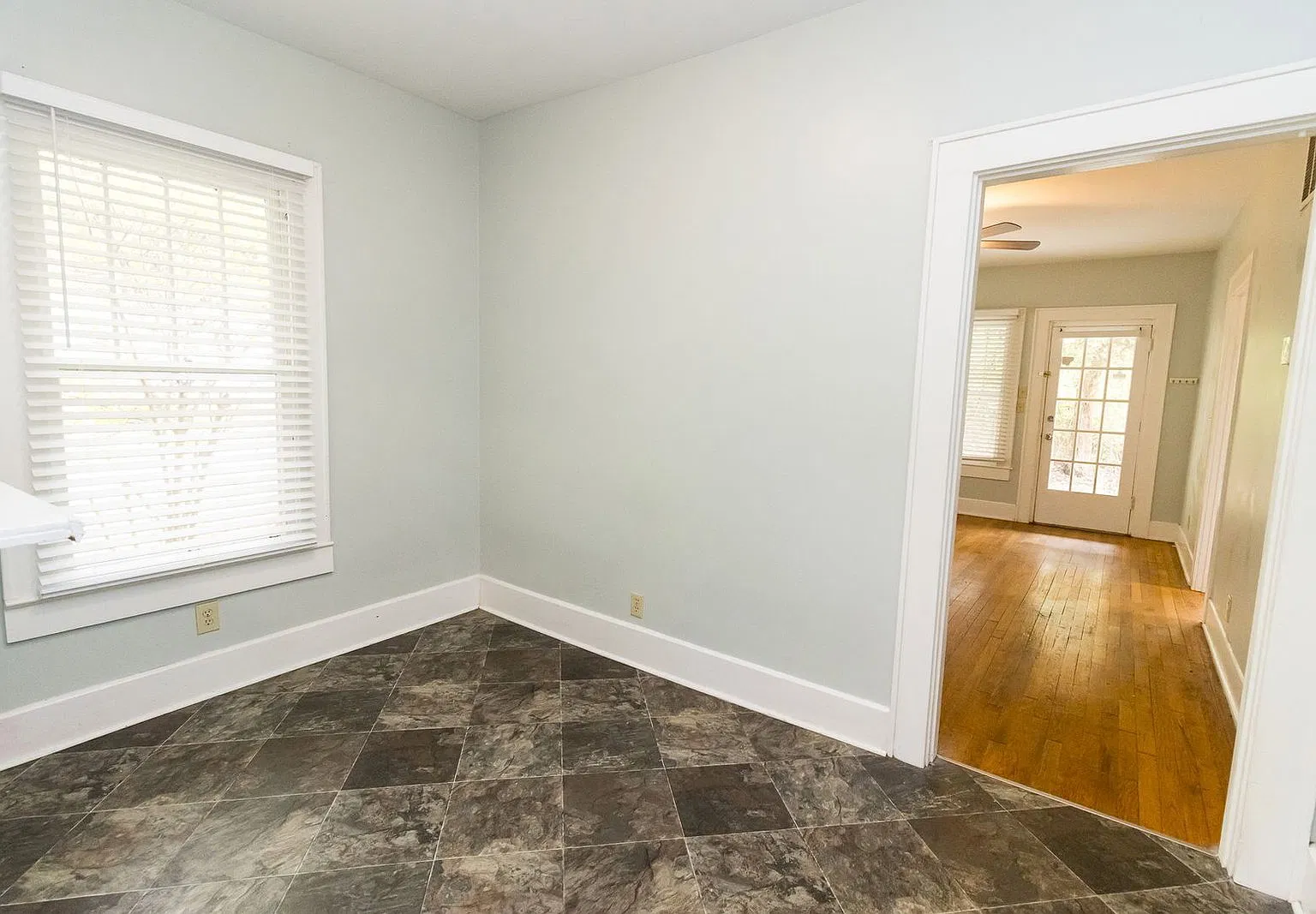 2 bed, 1.0 bath, 1150 sqft, $1,395 — Photo 4
