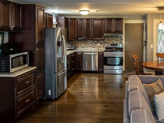 Gorgeous floors and kitchen