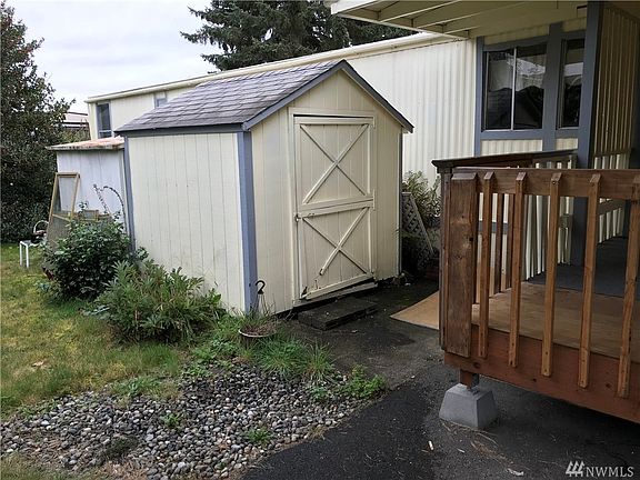 4th image of 16600 25th Ave NE Unit 16