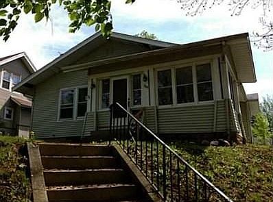 2nd image of 300 Glenmore Dr