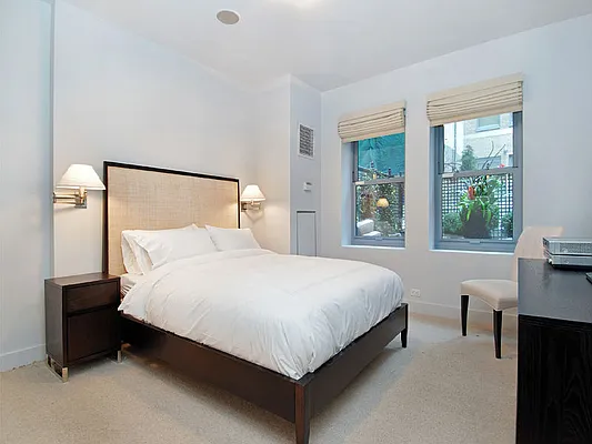 Sold by Sotheby's International Realty | media 19