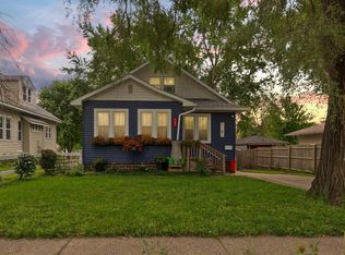 207 9th Ave SW, Faribault, MN 55021