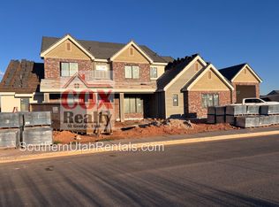 2906 S 240th St W, Washington, UT 84780