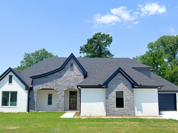 109 Timberland Trl, Maumelle, AR 72113
