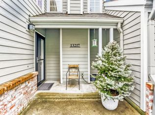 13217 SW Summerwood Dr, Tigard, OR 97223