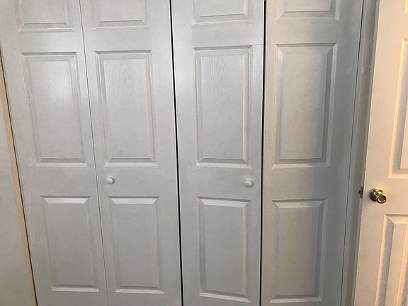 closet door