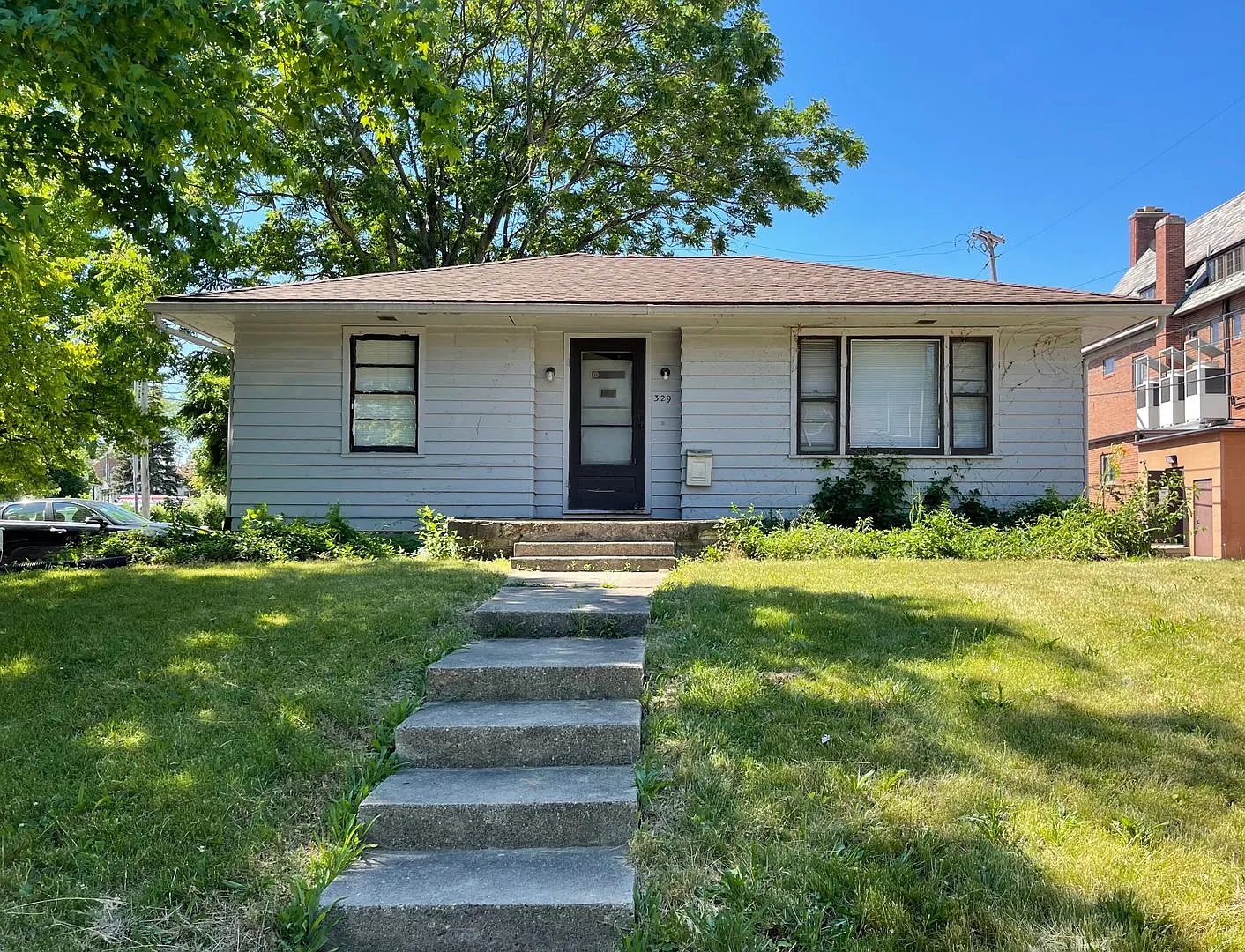 329 Pearl Street — Photo 1