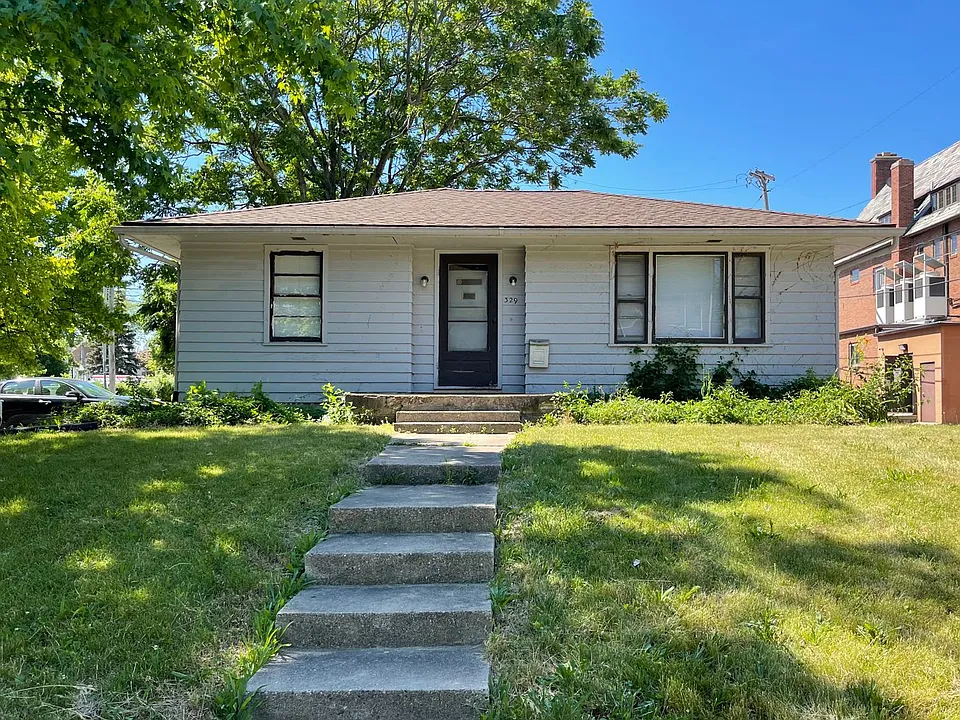 329 Pearl St