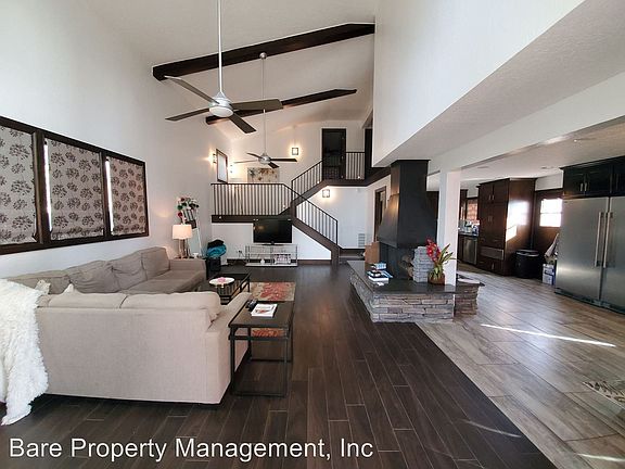 5th image of 1005 S Pickard Ave #A