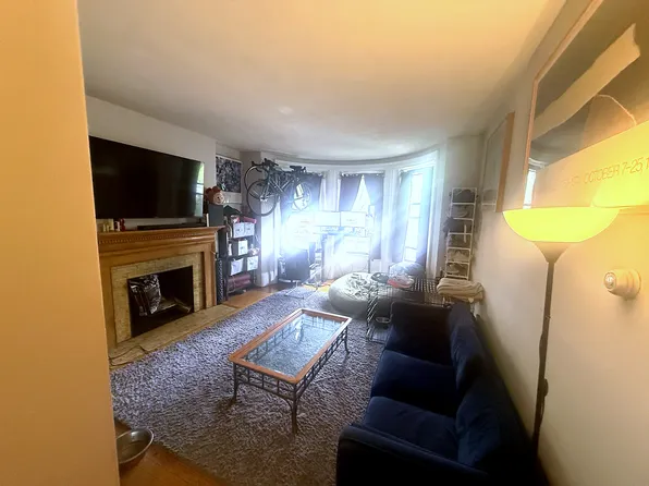 1021 Beacon St APT 3, Brookline, MA 02446