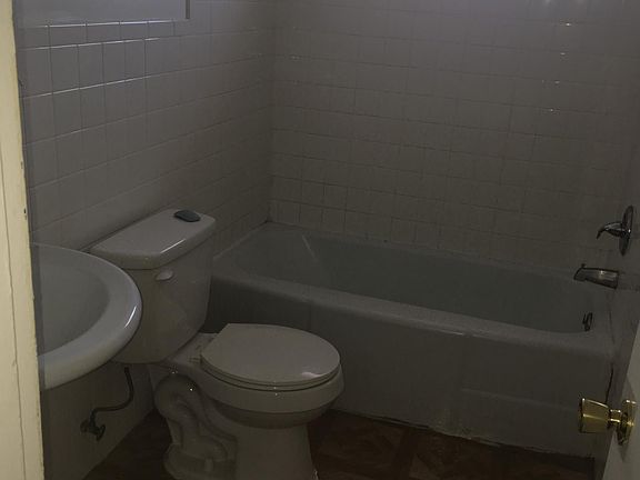 2nd image of 5214 Jerry Dr