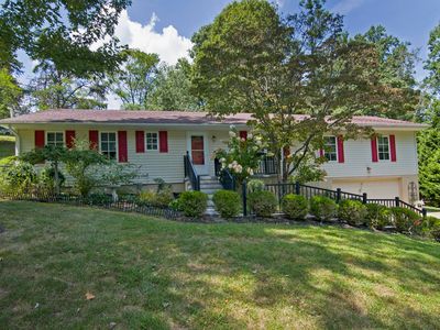 250 Highland Cir, Lewisburg, WV, 24901