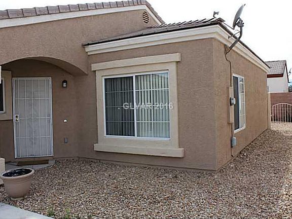 5th image of 4867 Marco Polo St #B